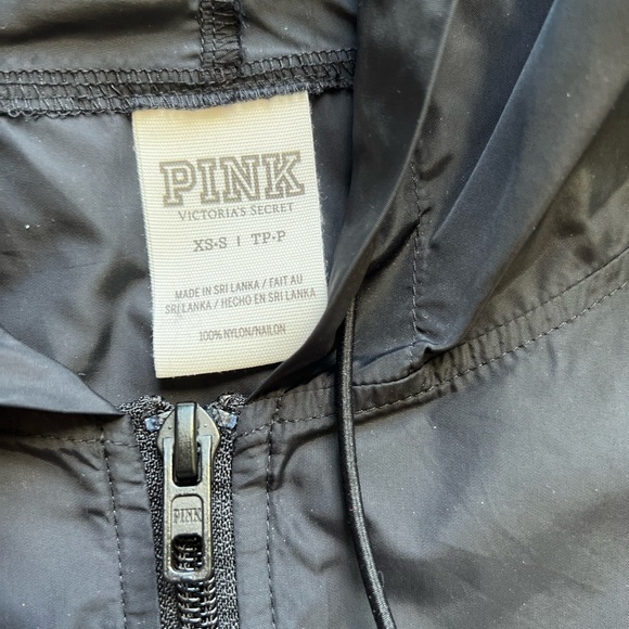 Victoria’s Secret Pink Black Windbreaker Pullover - Picture 3 of 9